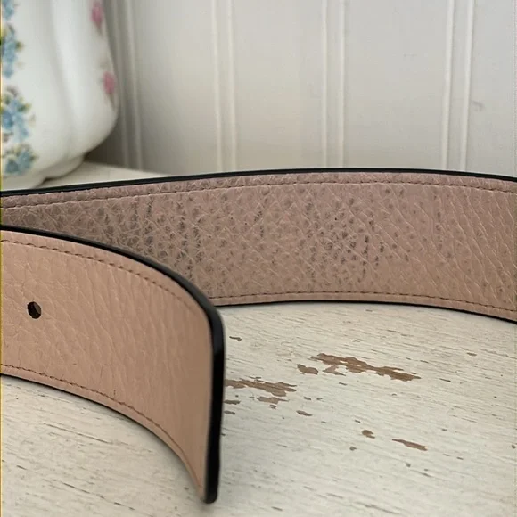 Tory Burch Reversible Leather belt size 30” - 34” x 1.5” w - Picture 5 of 5